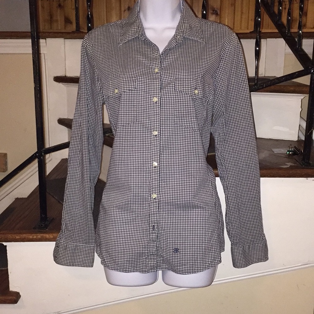 Springtime button down -gingham pattern